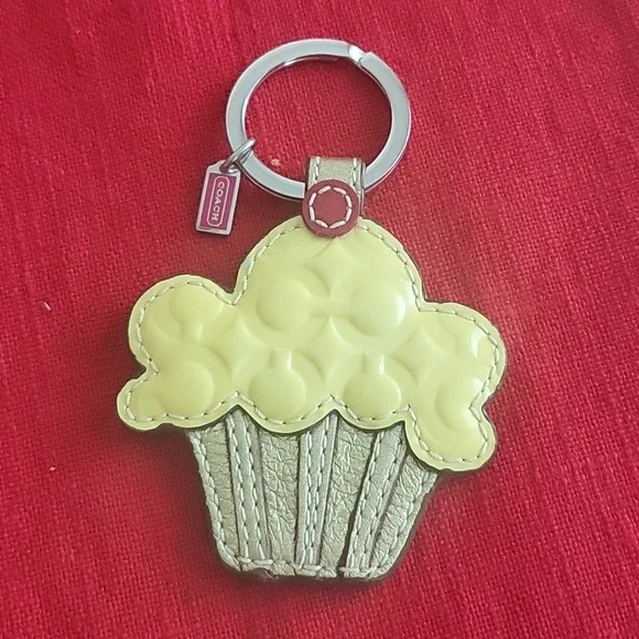 NWOT- COACH cupcake bag charm - Picture 1 of 4